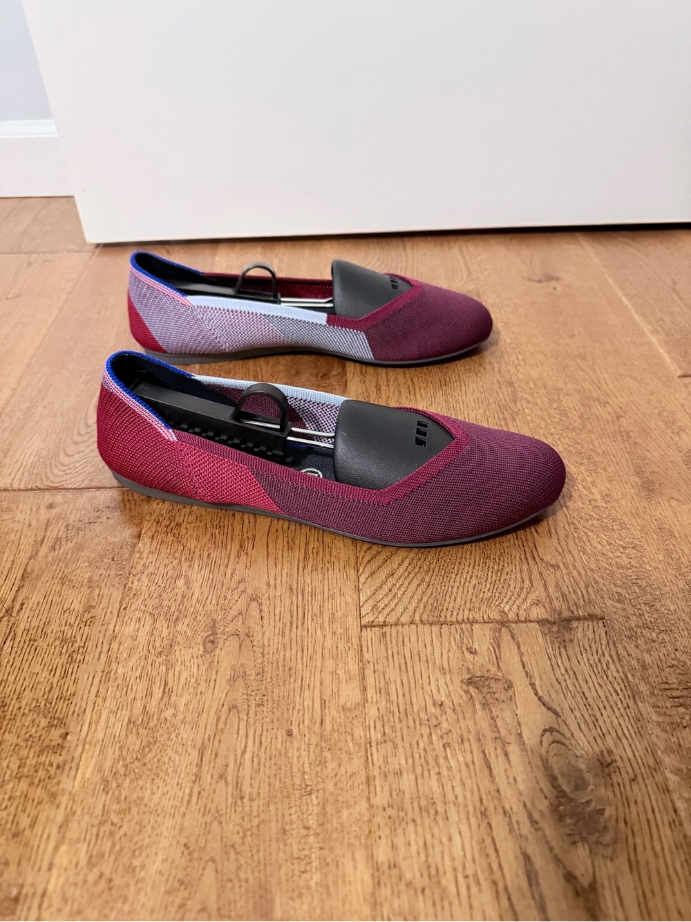 Rothy’s berry colorblock flats women’s 9.5 burgundy Ballerina flats comfort